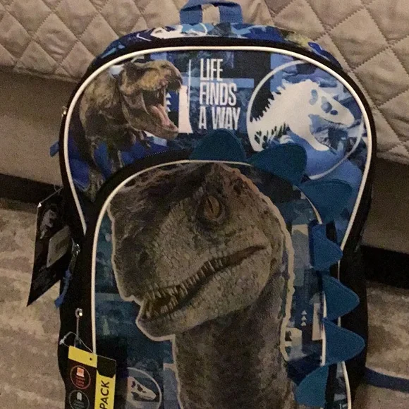 Backpack - Picture 2 of 3